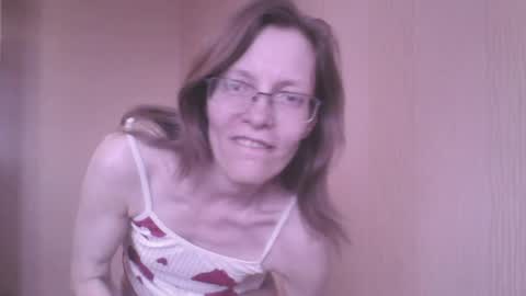Snapshot of mysterious_blondy chatting on 06.08.26 mysterious_blondy online show from 06.08.26
