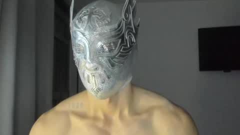 Snapshot of mysterious_muscles chatting on 04.21.26 mysterious_muscles online show from 04.21.26