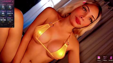 Olivia online show from 03.11.25