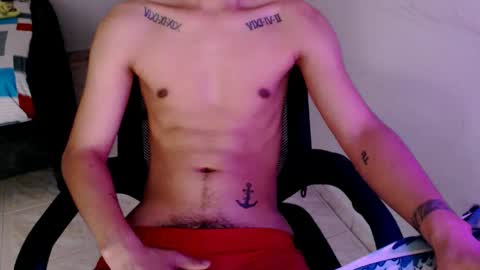 Snapshot of mysteryboy_thin16 chatting on 03.07.25 mysteryboy_thin16 online show from 03.07.25