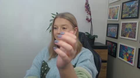 Erica online show from 12.05.25