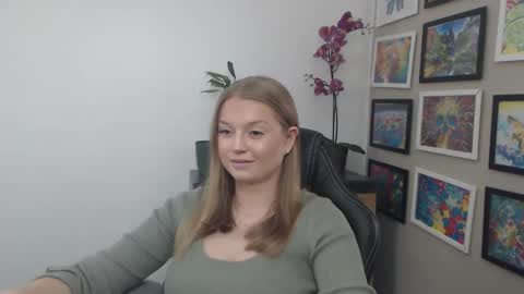 Erica online show from 04.10.26