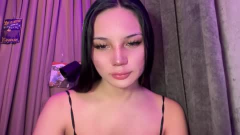 Snapshot of mysteryman_xxx chatting on 04.21.26 UR GIRL NEXTDOOR online show from 04.21.26