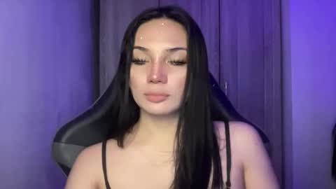Snapshot of mysteryman_xxx chatting on 05.20.26 UR GIRL NEXTDOOR online show from 05.20.26