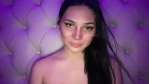 Snapshot of mysteryman_xxx chatting on 06.01.26 UR GIRL NEXTDOOR online show from 06.01.26