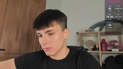 Evan Brown online show from 11.26.25