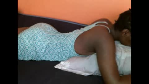 Snapshot of mystic_linna chatting on 01.23.25 mystic_linna online show from 01.23.25