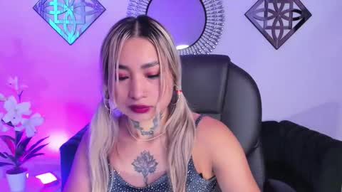 Snapshot of mystic_nova_ chatting on 03.01.26 mystic_nova_ online show from 03.01.26