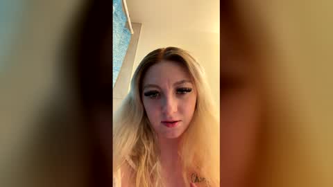 Snapshot of mysticalraina25 chatting on 02.04.26 mysticalsex online show from 02.04.26