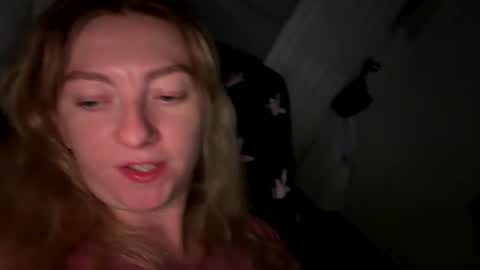 Snapshot of mysticalraina25 chatting on 05.05.26 mysticalsex online show from 05.05.26