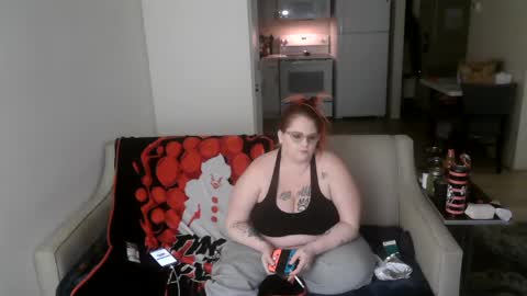 Snapshot of mysticlynn420 chatting on 01.26.25 MysticLynn online show from 01.26.25