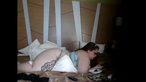 Snapshot of mysticlynn420 chatting on 02.20.25 MysticLynn online show from 02.20.25