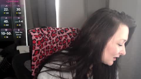 Snapshot of mysticmuse94 chatting on 03.06.25 MysticMuse online show from 03.06.25