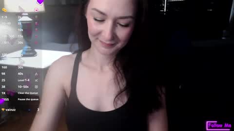 Snapshot of mysticmuse94 chatting on 09.11.25 MysticMuse online show from 09.11.25