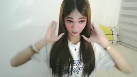 Snapshot of mysticofcum22 chatting on 05.26.26 Krestine online show from 05.26.26