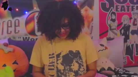 Snapshot of n1nt3ndh03 chatting on 12.13.24 kiwi online show from 12.13.24