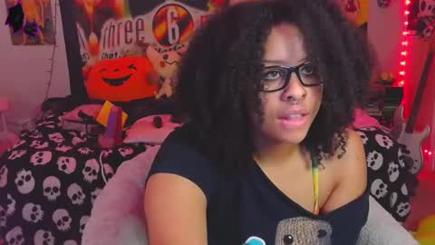 Snapshot of n1nt3ndh03 chatting on 01.18.25 kiwi online show from 01.18.25