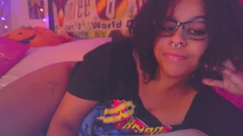 Snapshot of n1nt3ndh03 chatting on 01.28.25 kiwi online show from 01.28.25