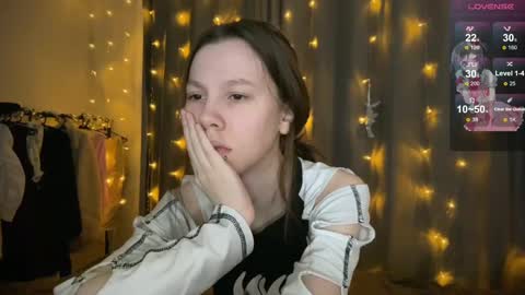 Snapshot of na_prikole_ chatting on 02.18.25 Vanessa and Julia  online show from 02.18.25