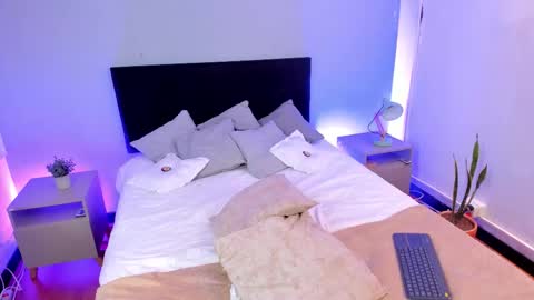 AMY online show from 11.27.25