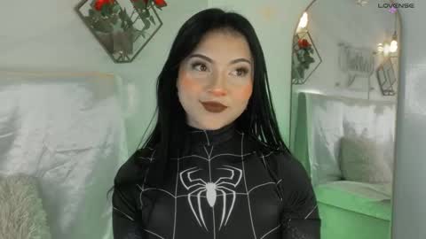 naamah_b online show from 10.30.25