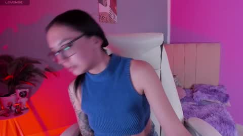 anny online show from 11.18.25