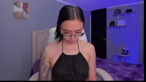 Snapshot of naath_ chatting on 04.19.26 anny online show from 04.19.26