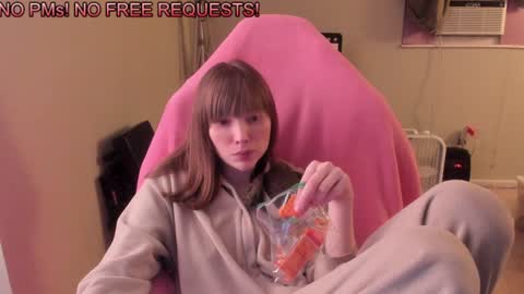 Natalie Marlo online show from 01.01.25