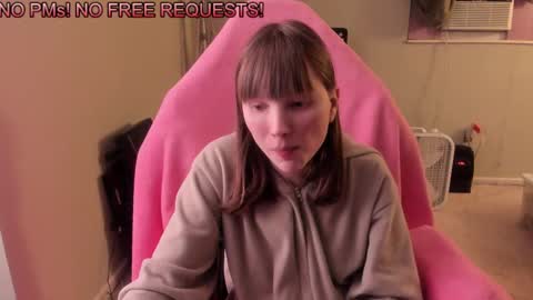 Natalie Marlo online show from 02.11.25