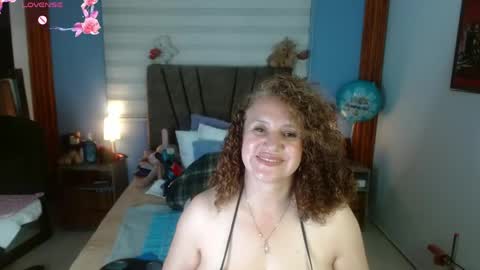 Snapshot of nadia_84 chatting on 04.13.26 nadia_84 online show from 04.13.26