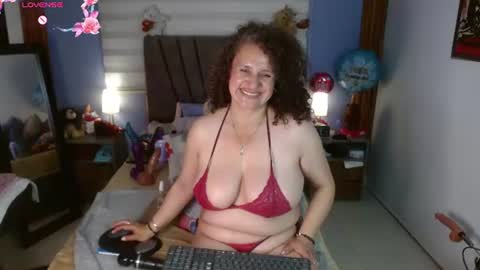 Snapshot of nadia_84 chatting on 06.22.26 nadia_84 online show from 06.22.26