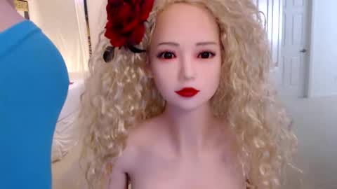 Snapshot of nadia_vixen chatting on 04.21.26 Nadia Vixen online show from 04.21.26