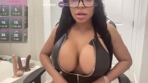 My real name is Angelina. Please say hello I like to chat with you. If you have requests or dirty talk please use tipnotes. online show from 02.05.26