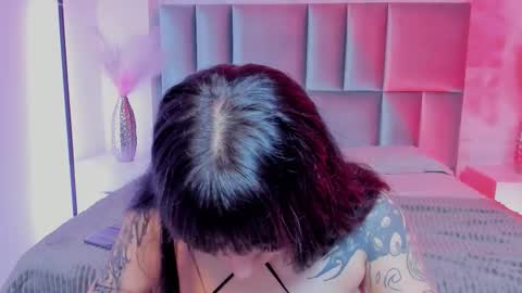 Snapshot of naeniademon_ chatting on 02.03.26 Naenia online show from 02.03.26