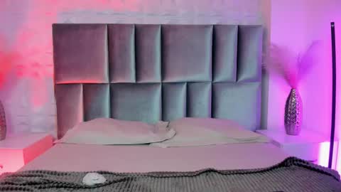 Snapshot of naeniademon_ chatting on 02.18.26 Naenia online show from 02.18.26