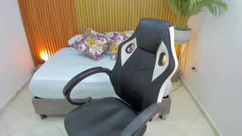 Snapshot of nahia_13 chatting on 03.05.25 N A H I A online show from 03.05.25