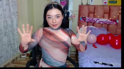 nahia cute     only   online show from 12.20.24