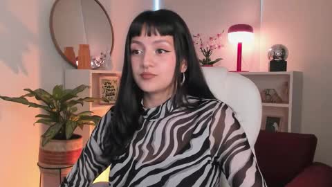 Snapshot of nahiapaws chatting on 02.13.26 Nahia INDEPENDENT MODEL P online show from 02.13.26