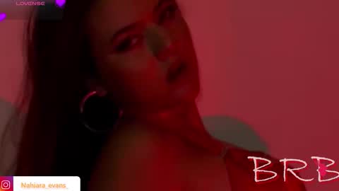 NAHIARA EVANS online show from 10.29.25