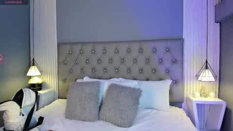 Nahimi online show from 04.03.26