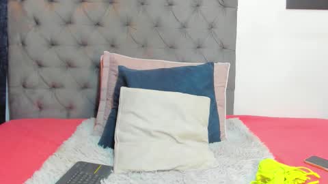 Snapshot of nahirobyy_ebonyy chatting on 03.25.26 nahirobyy ebonyy online show from 03.25.26