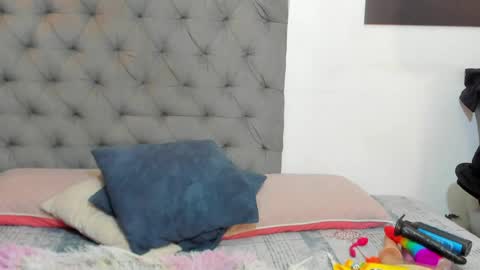 Snapshot of nahirobyy_ebonyy chatting on 04.18.26 nahirobyy ebonyy online show from 04.18.26