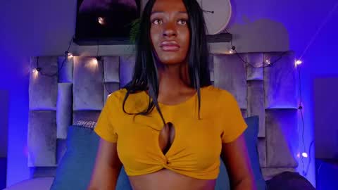  VICTORIA  online show from 09.23.25