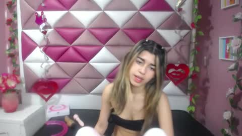 NahomiConnorr online show from 01.08.25