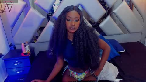 Snapshot of nahomii_hill chatting on 03.12.25 Nahomi online show from 03.12.25