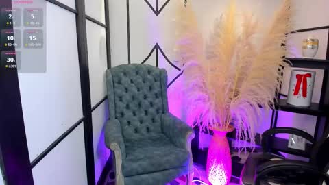 Nahomi online show from 02.25.26