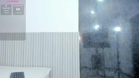 Snapshot of nahomy_park chatting on 05.21.26 nahomy_park online show from 05.21.26