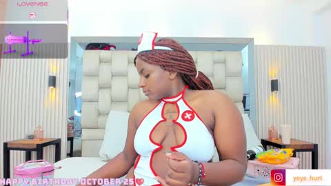 Nahomye online show from 10.20.25