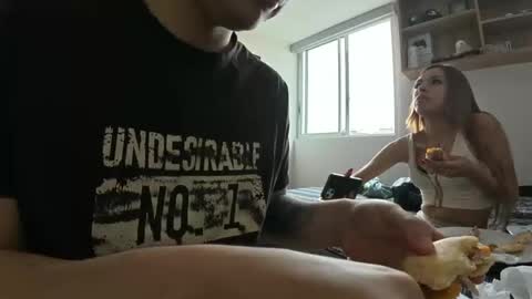 nahomymoon online show from 10.17.25