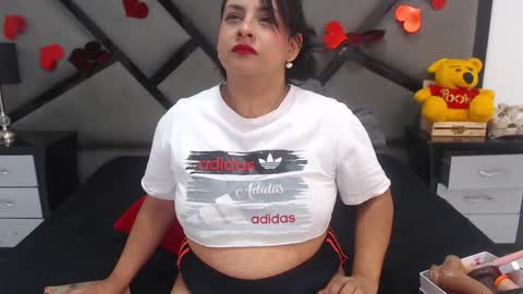 Snapshot of naia69 chatting on 02.25.26 naia69 online show from 02.25.26